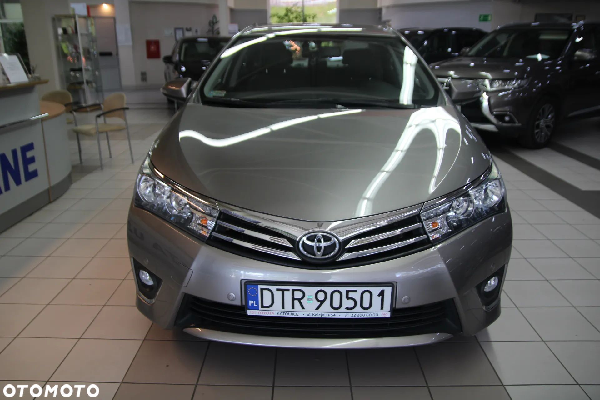 Toyota Corolla 1.6 Prestige EU6 - 1
