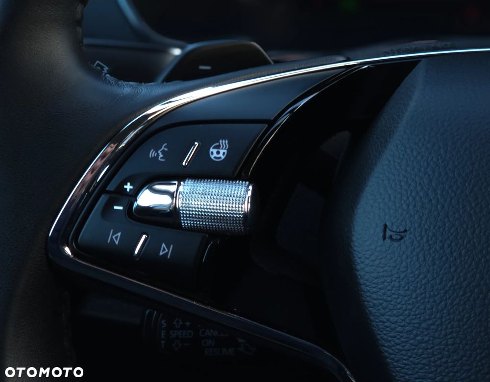 Skoda Octavia 2.0 TDI DSG Edition - 34