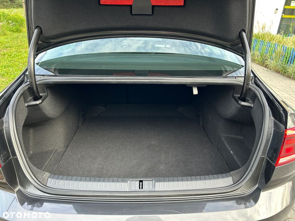 Volkswagen Passat 1.5 TSI EVO Essence - 21