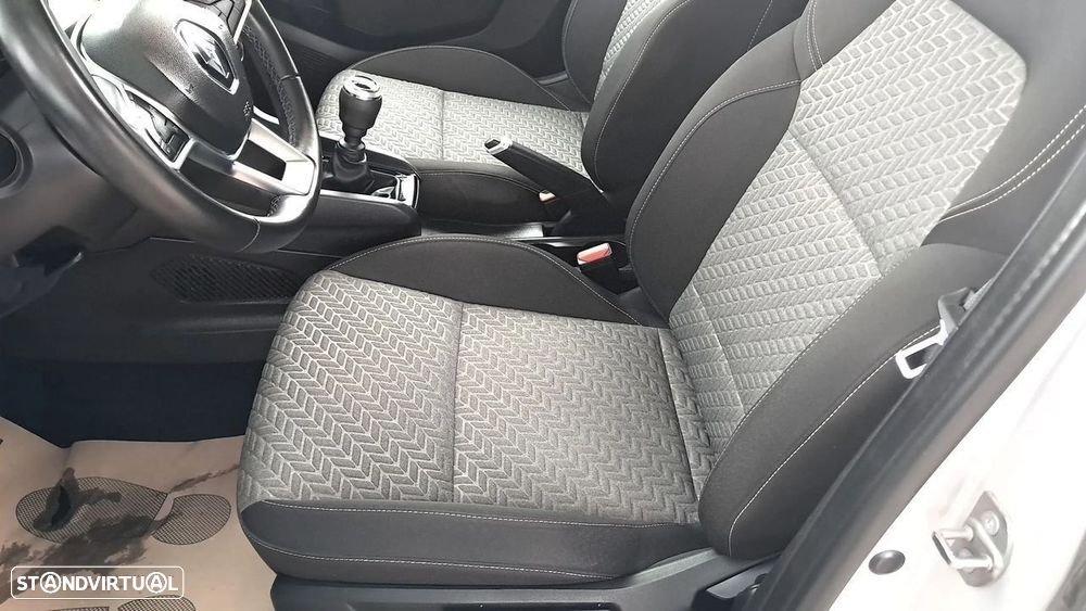 Renault Clio 1.0 TCe Evolution - 16