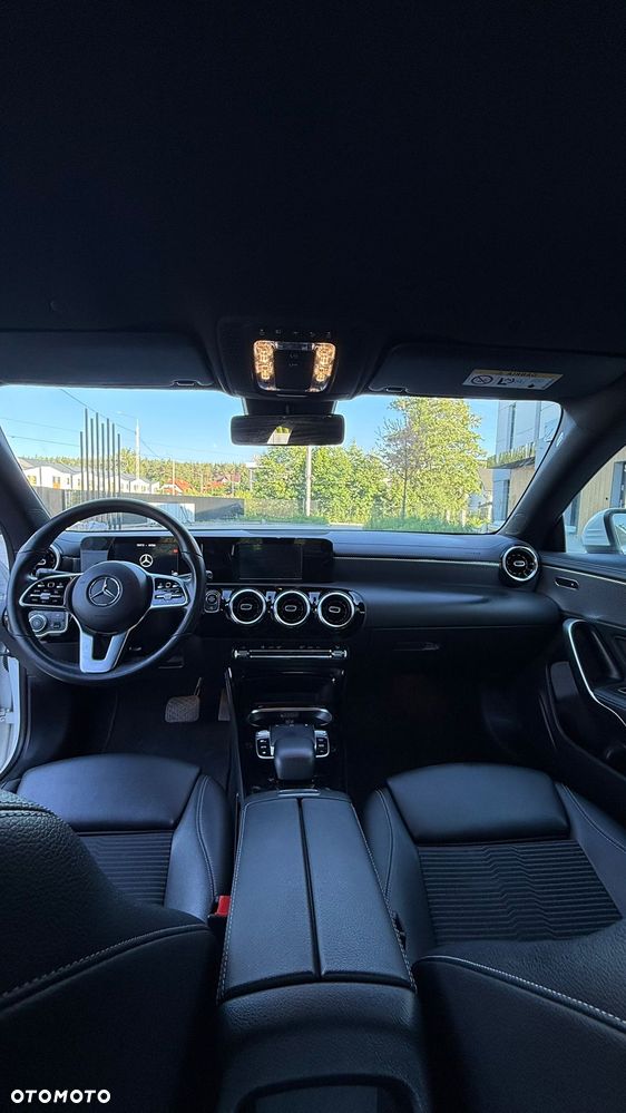Mercedes-Benz CLA 180 Edition 1 7G-DCT - 7