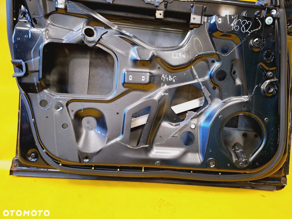 DRZWI LEWY PRZÓD LEWE PRZEDNIE AUDI A4 B6 KOMBI LAK: LZ9W NR1682 - 14