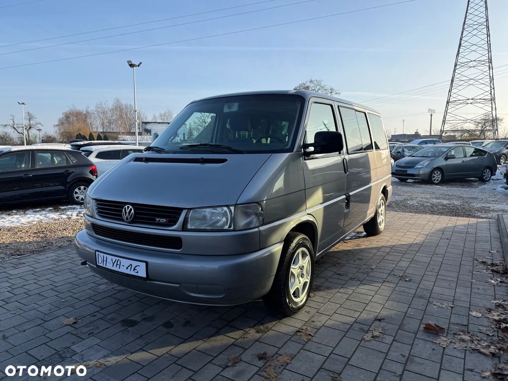 Volkswagen Multivan Standard - 13