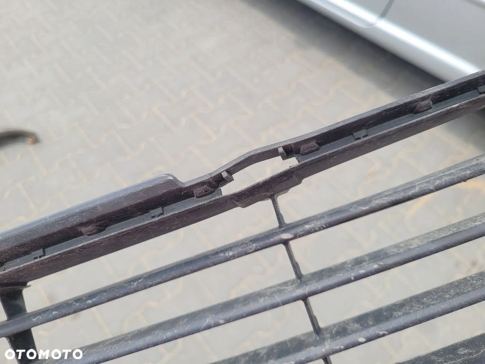 Kratka zderzaka środkowa Toyota Verso S 2011-2015r 53112-52220 - 6