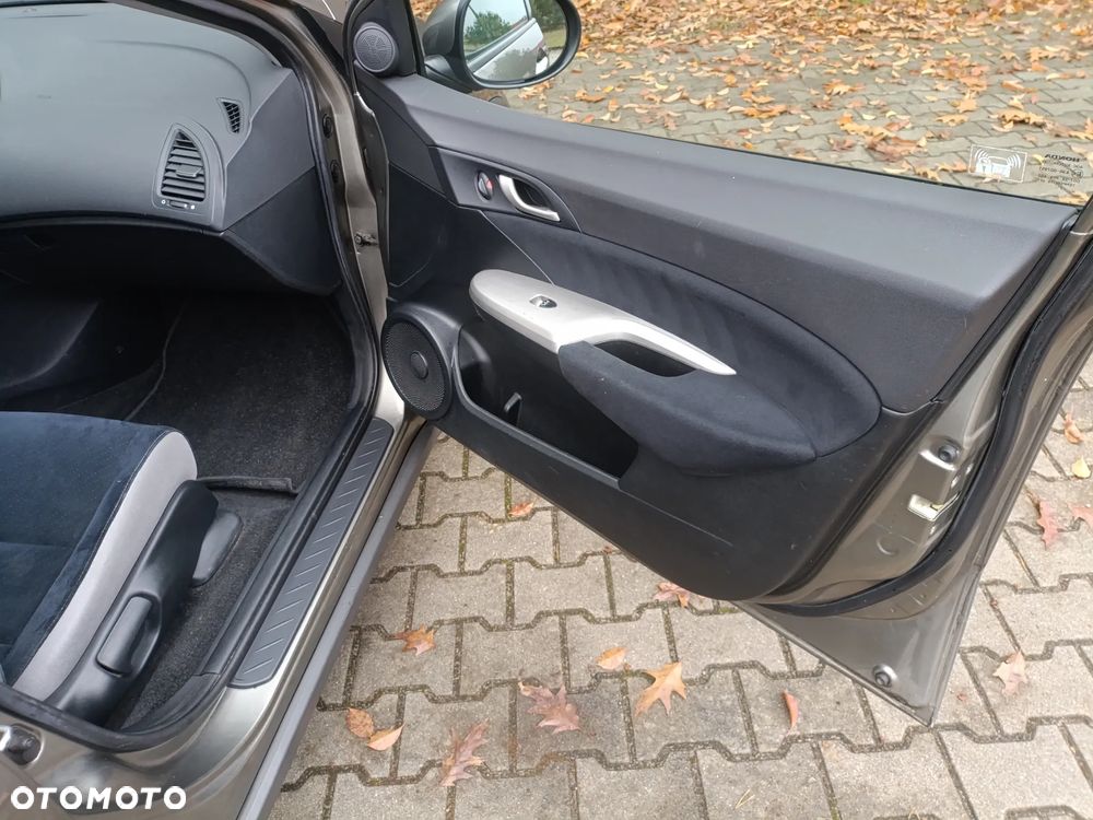 Honda Civic 1.8 Executive - 17