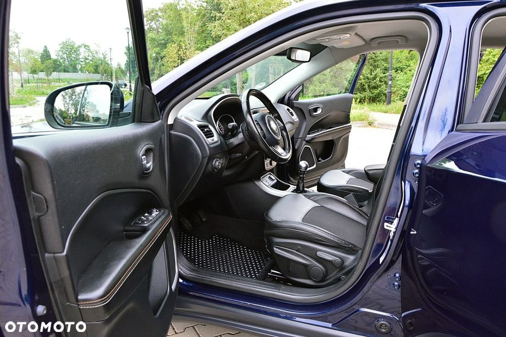 Jeep Compass 1.4 TMair Longitude FWD S&S - 22