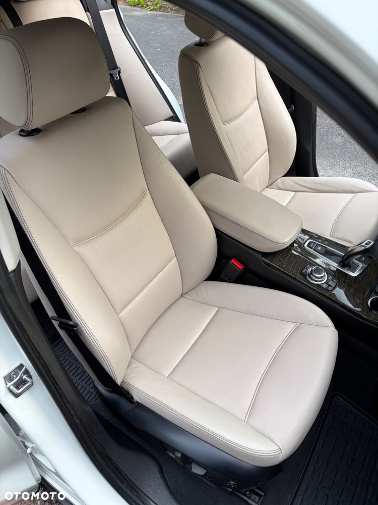 BMW X3 28i xDrive - 8