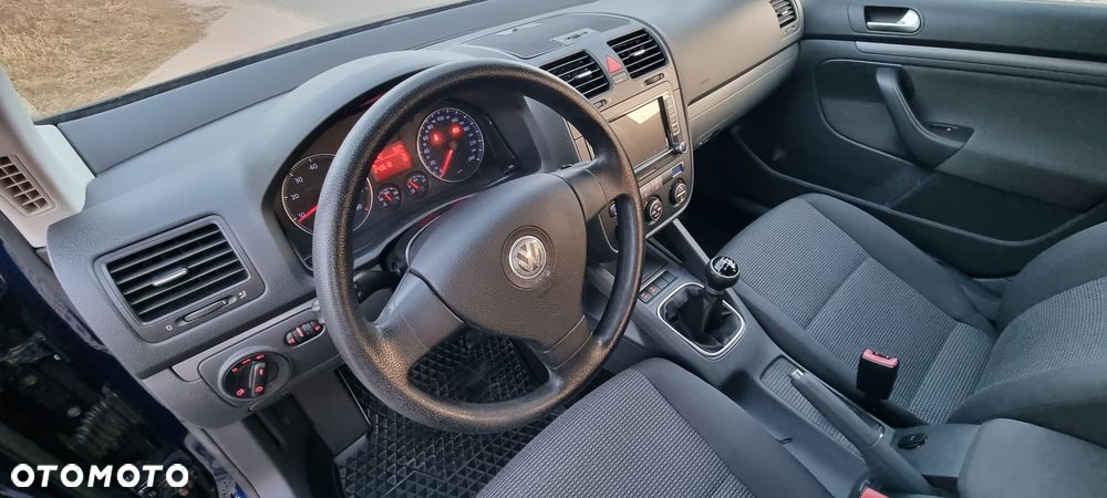 Volkswagen Golf 1.6 Tour - 13