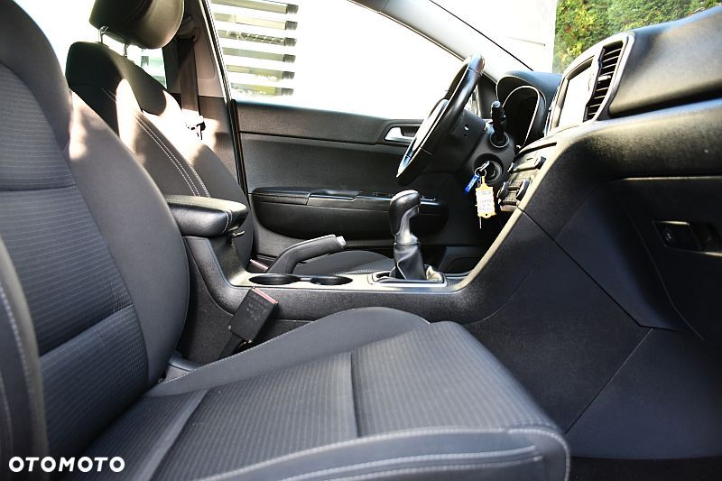 Kia Sportage 1.6 GDI 2WD Black Edition - 7