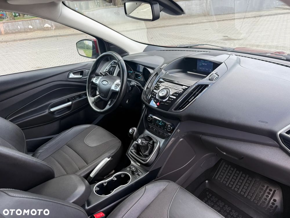 Ford Kuga 2.0 TDCi 4WD Titanium Plus - 34
