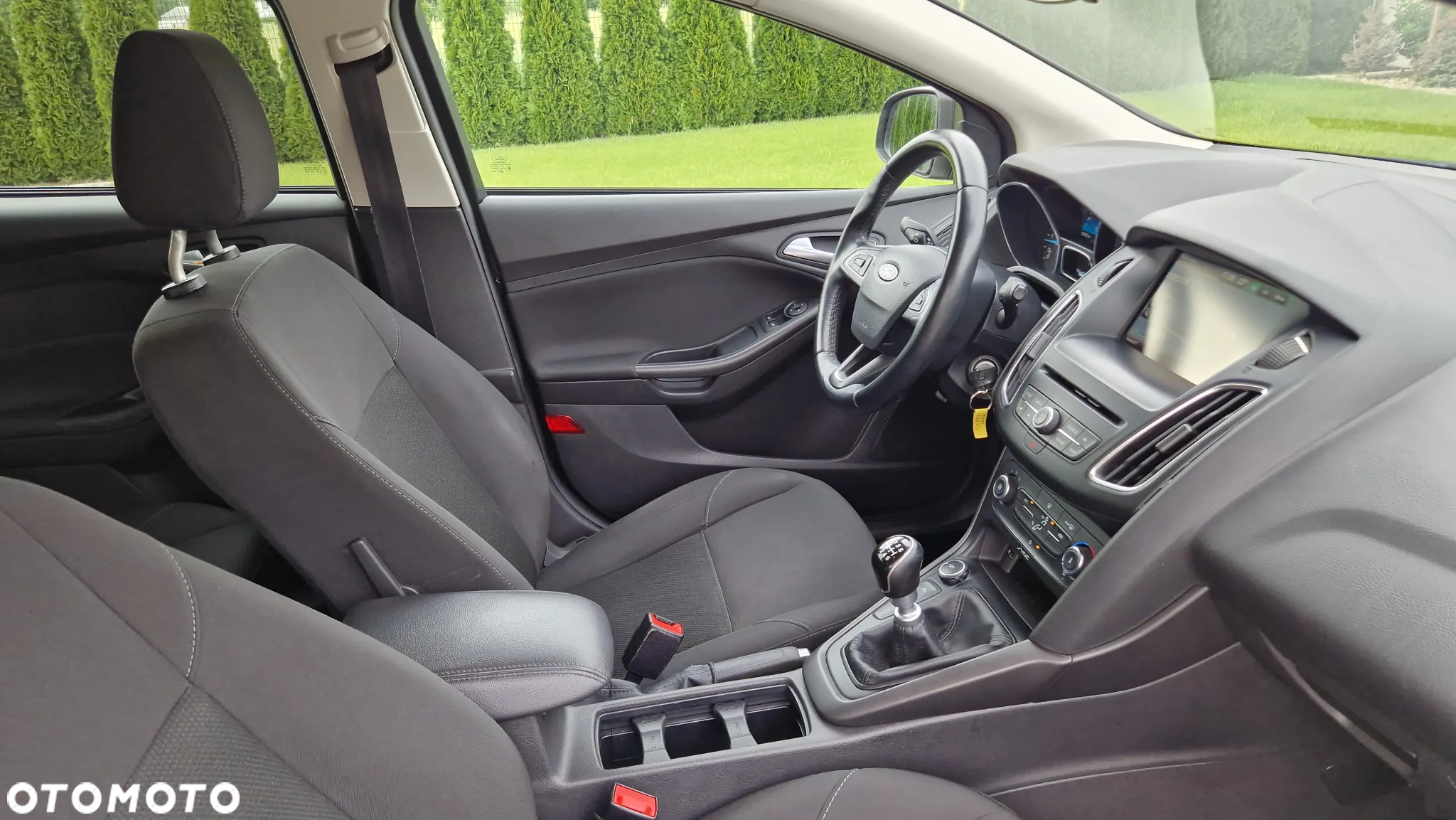 Ford Focus Turnier 1.6 TDCi DPF Titanium - 15