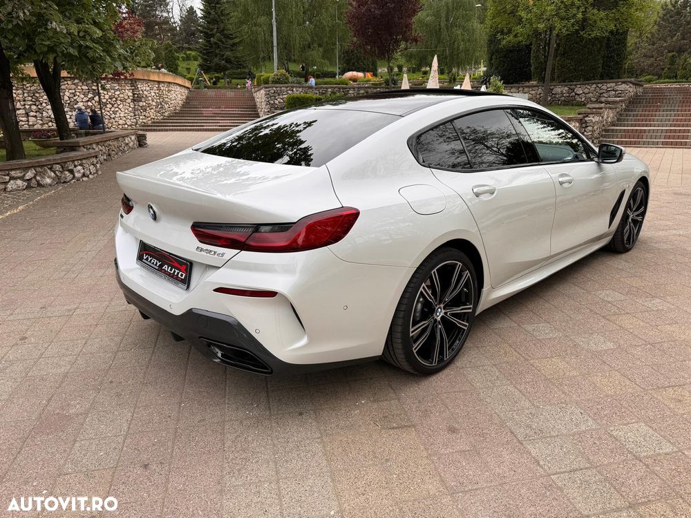 BMW Seria 8 - 7