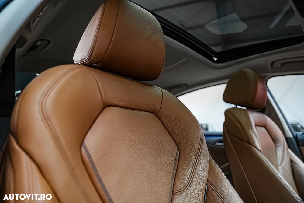 BMW Seria 5 530e Aut. Luxury Line - 29