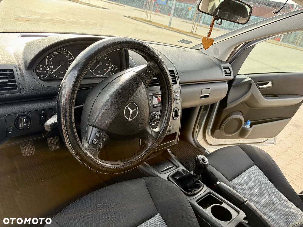 Mercedes-Benz Klasa A 170 Classic - 12