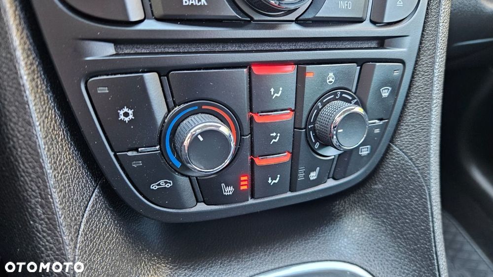 Opel Meriva 1.4 Innovation - 28