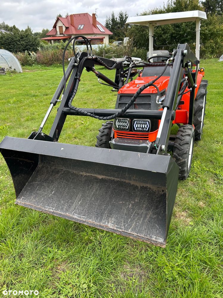 Kubota GT-5 - 2