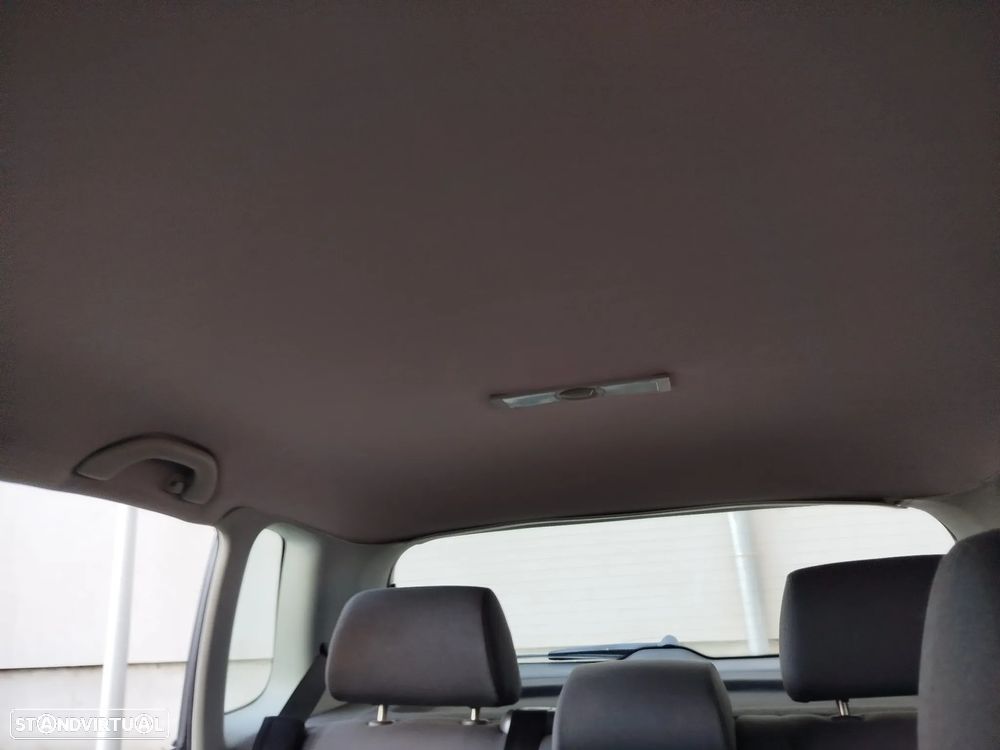 VW Polo 1.2 Confortline TA - 25