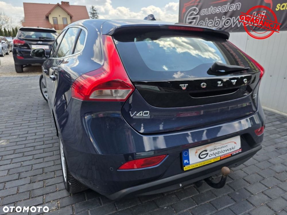 Volvo V40 - 8