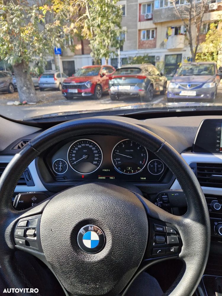 BMW Seria 3 320d Aut. xDrive - 5