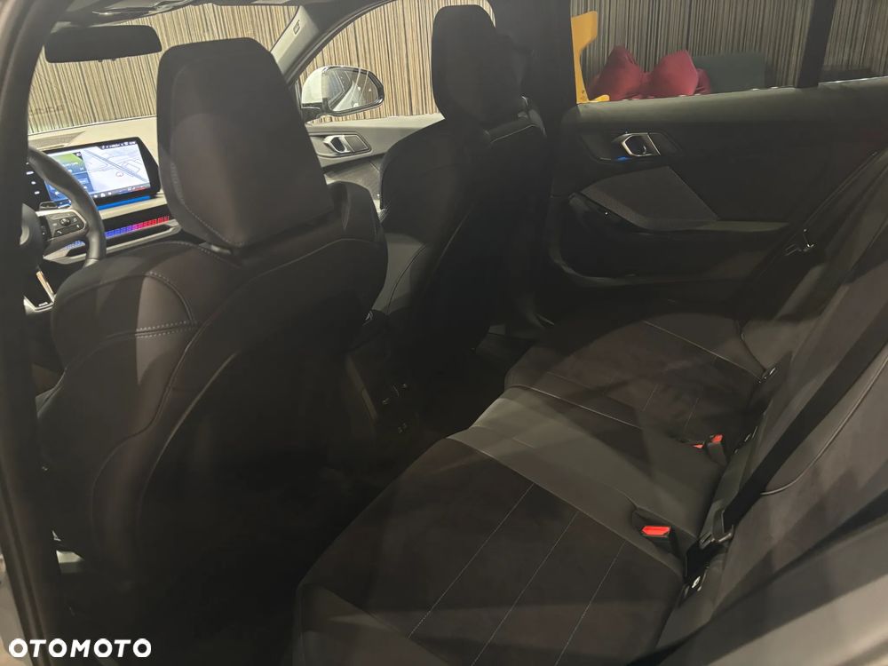 BMW Seria 1 - 24