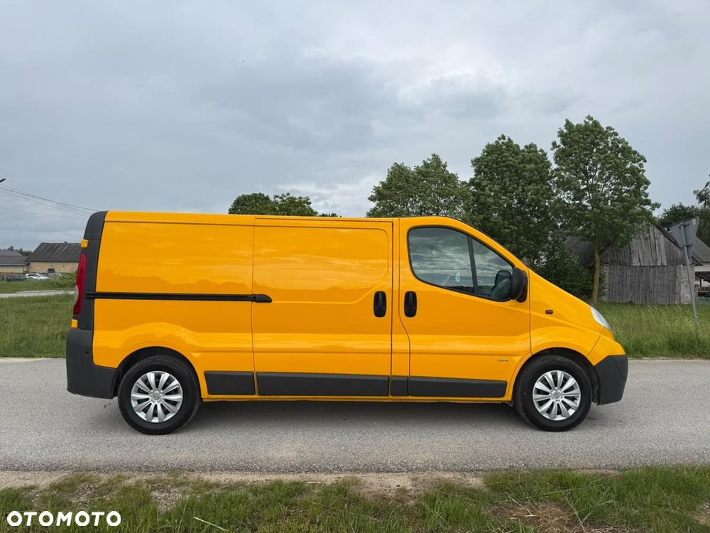 Opel Vivaro - 4