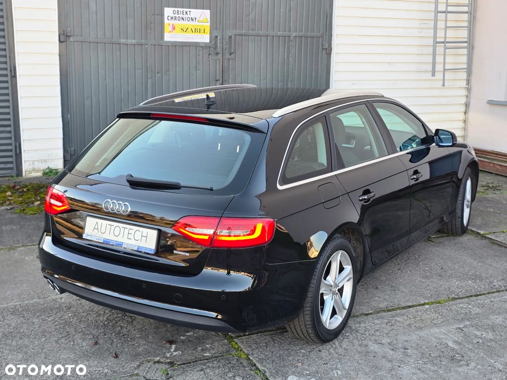 Audi A4 Avant 2.0 TDI Quattro Design S tronic - 19