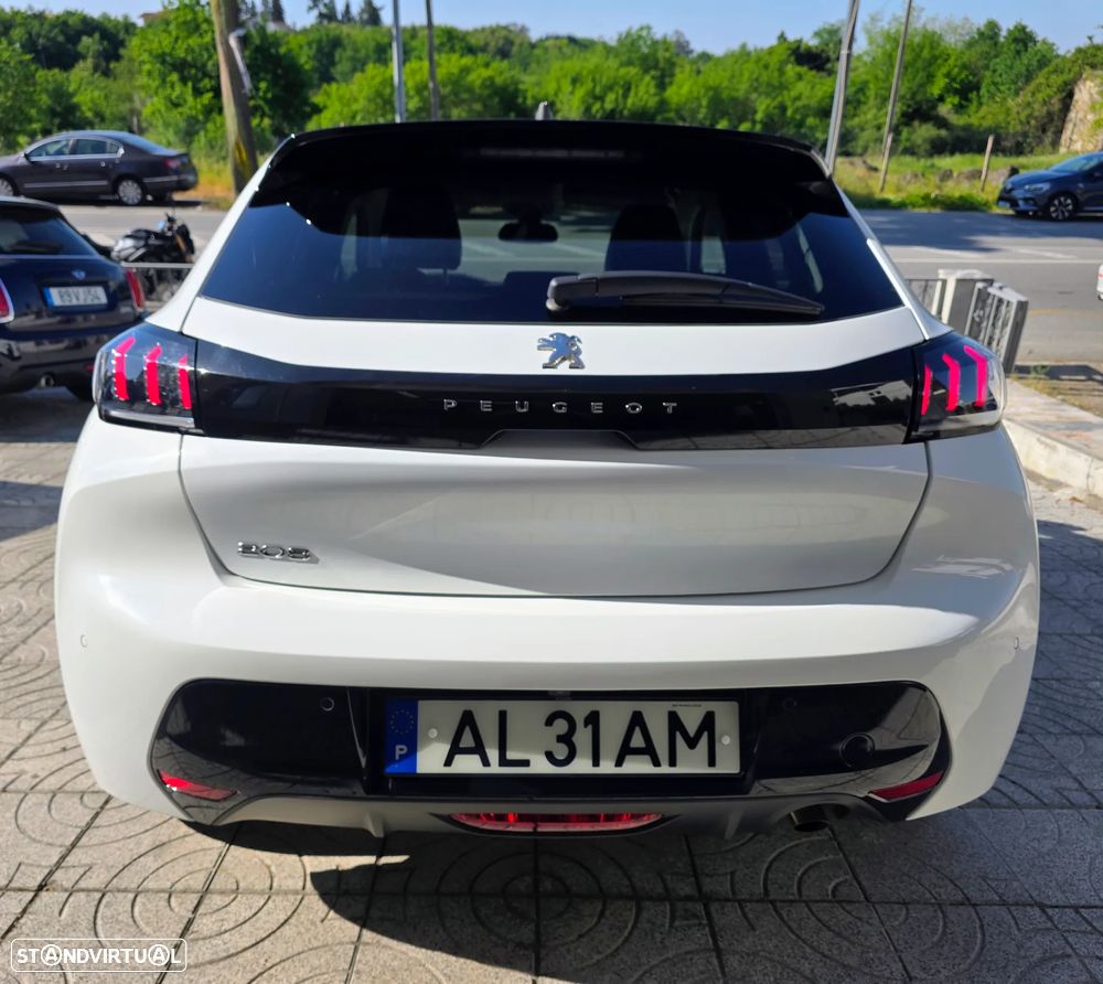 Peugeot 208 1.2 PureTech Allure - 25