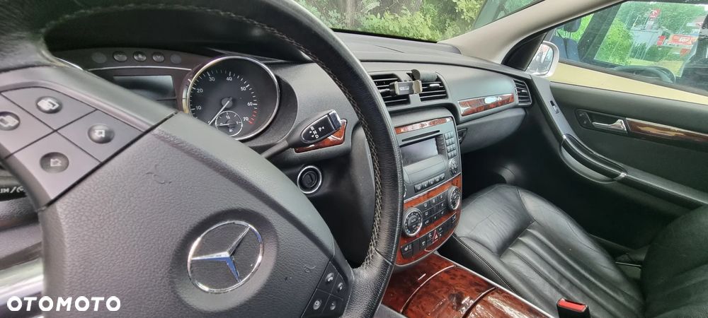 Mercedes-Benz Klasa R 350 4-Matic - 9