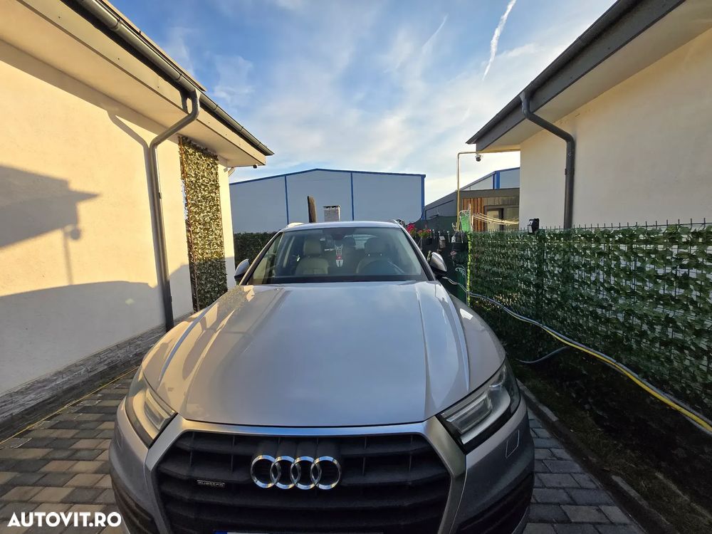 Audi Q5 2.0 TFSI S tronic Sport - 1