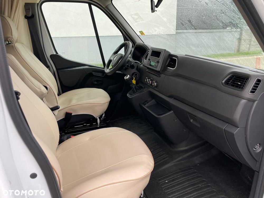 Renault Master - 11