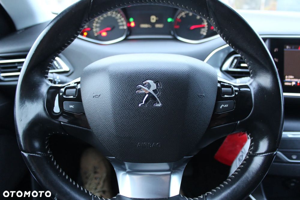 Peugeot 308 - 16