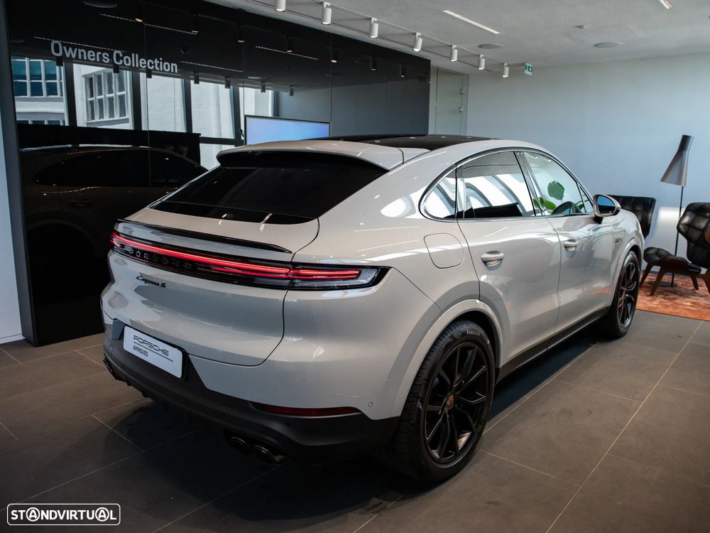 Porsche Cayenne Coupé S E-Hybrid - 12