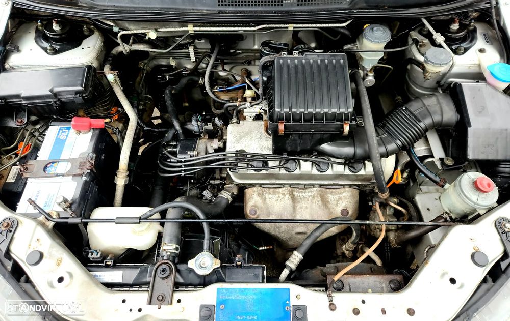 Honda HR-V 1.6 LS - 17