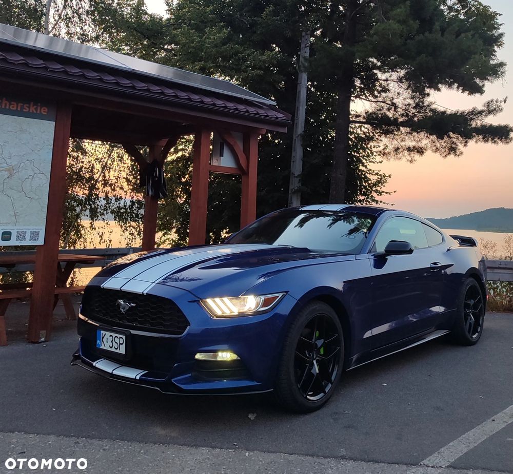 Ford Mustang 3.7 V6 - 1