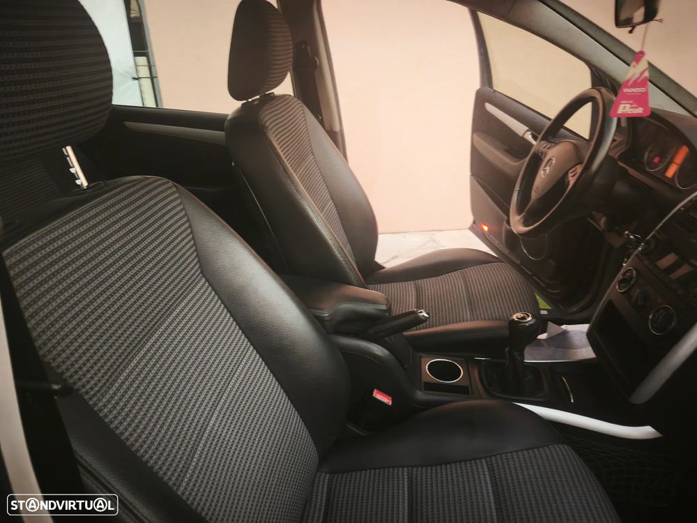 Mercedes-Benz A 180 CDi Avantgarde - 19