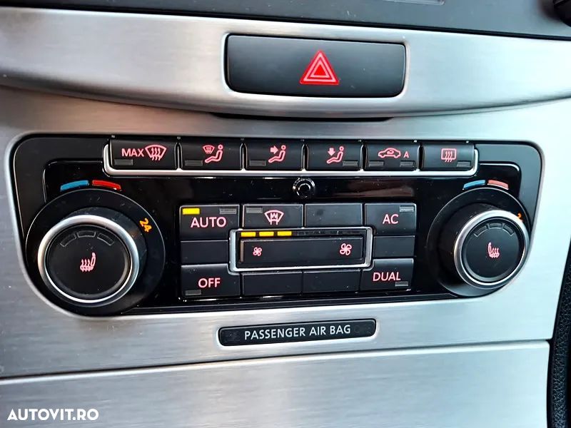 Volkswagen Passat CC 2.0 TDI 4Motion DSG Exclusive - 24