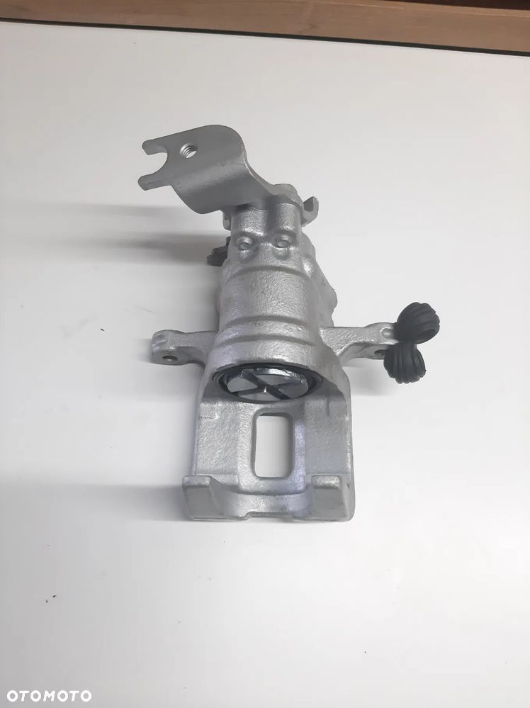 zacisk tył lewy prawy Honda accord 8 VIII - 5