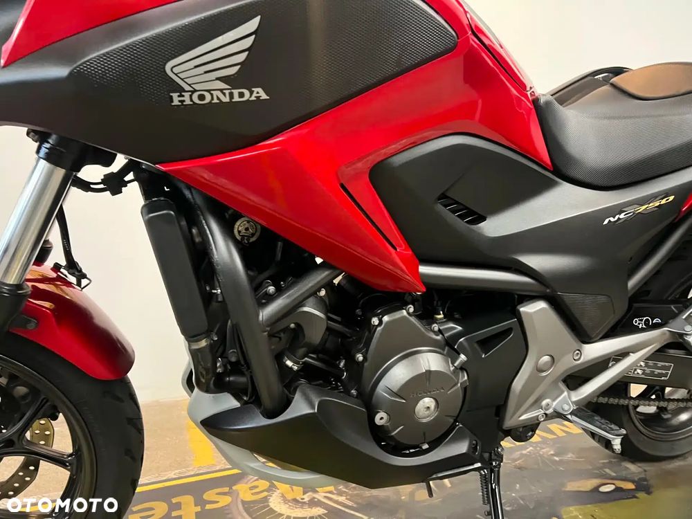 Honda NC - 23