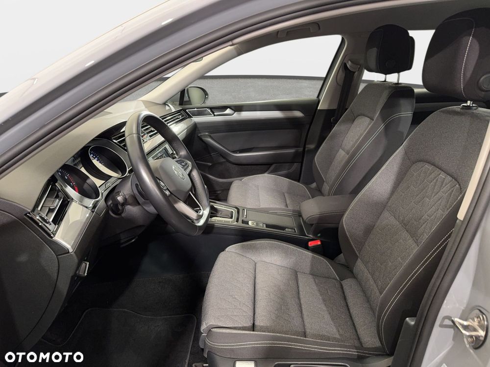 Volkswagen Passat Variant - 13