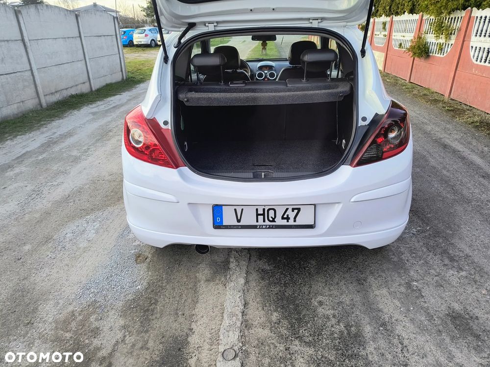 Opel Corsa 1.2 16V Limited Edition - 24