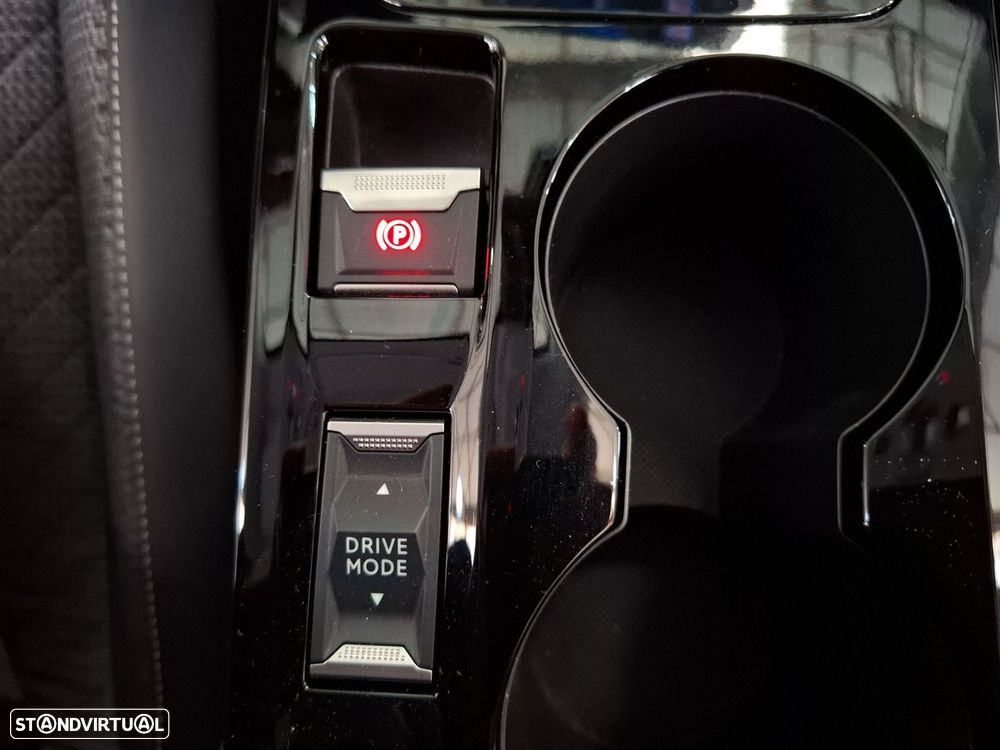 Peugeot e-208 51 kWh Allure - 16