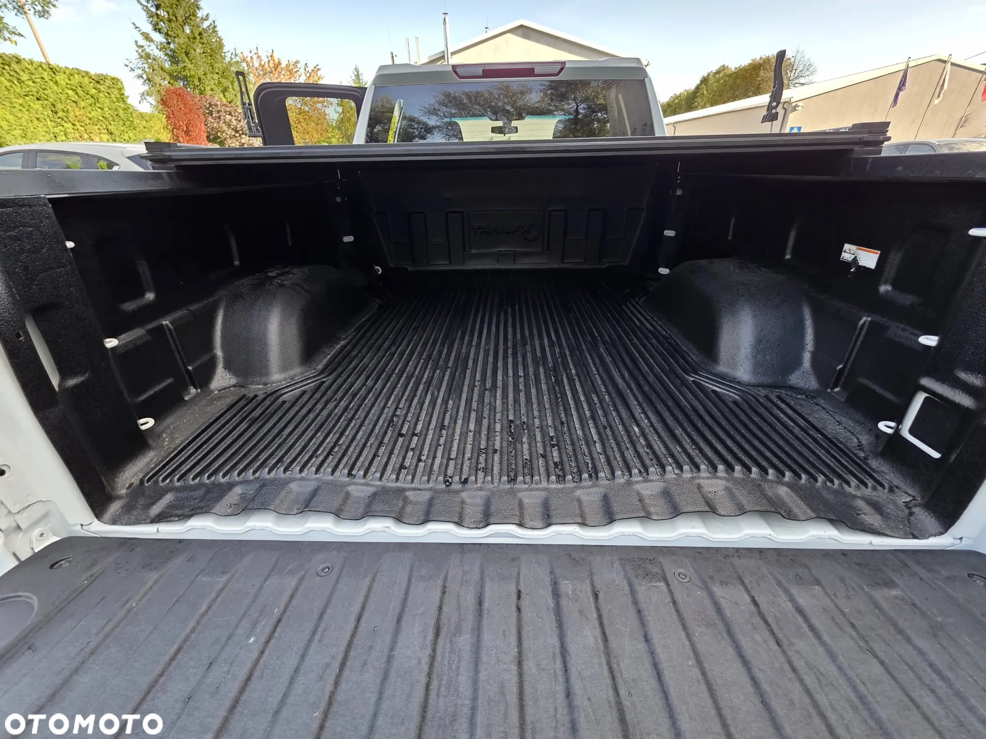 GMC Sierra - 23