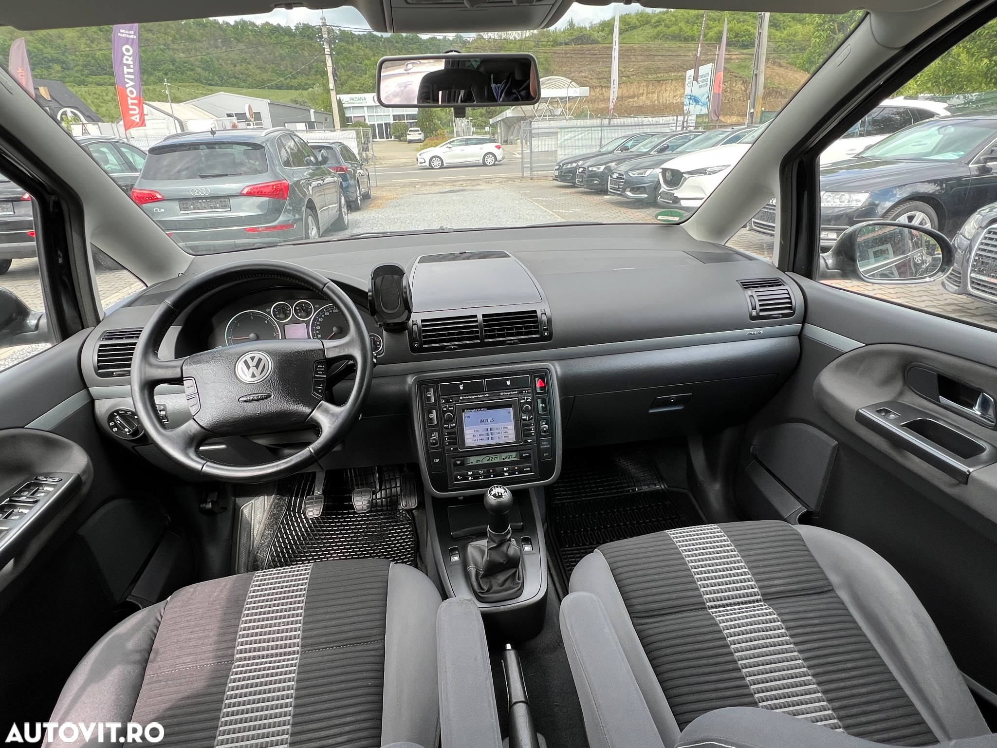 Volkswagen Sharan 2.0 TDI DPF BlueMotion United - 6