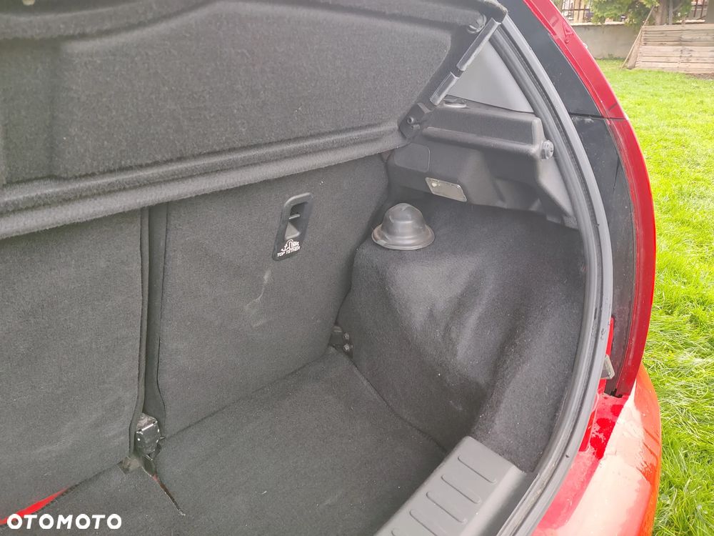 Tata Indica 1.4 Safire - 13