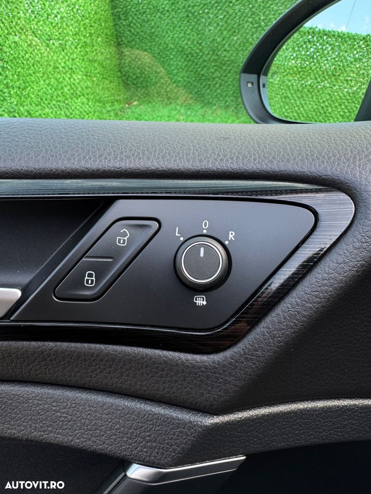 Volkswagen Golf 1.6 TDI DSG Highline - 13