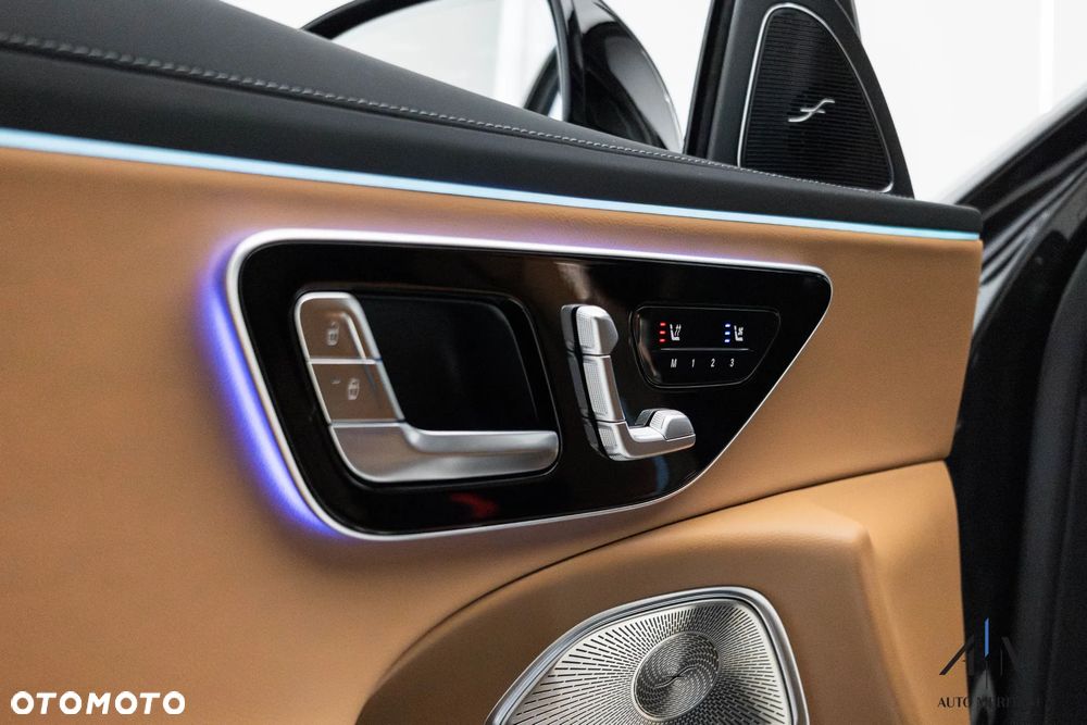 Mercedes-Benz Klasa E 300 de PHEV 4-Matic Avantgarde 9G-Tronic - 20
