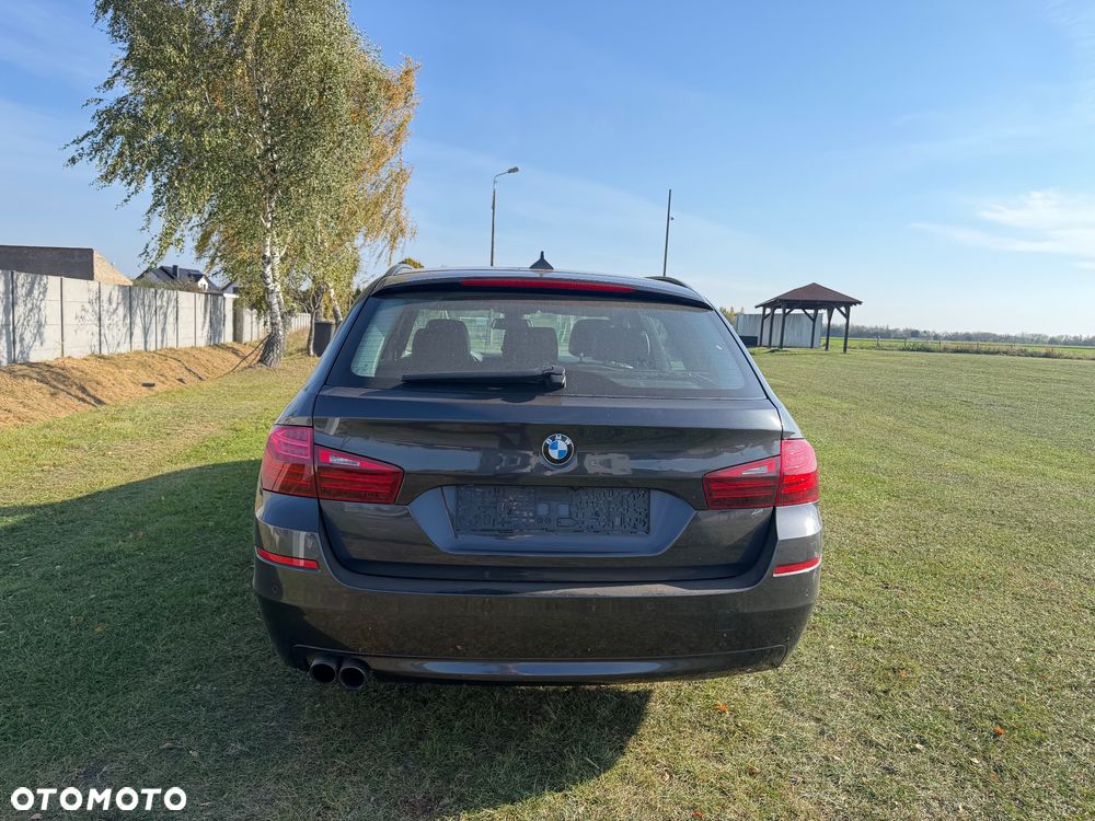 BMW Seria 5 520i Modern Line - 9