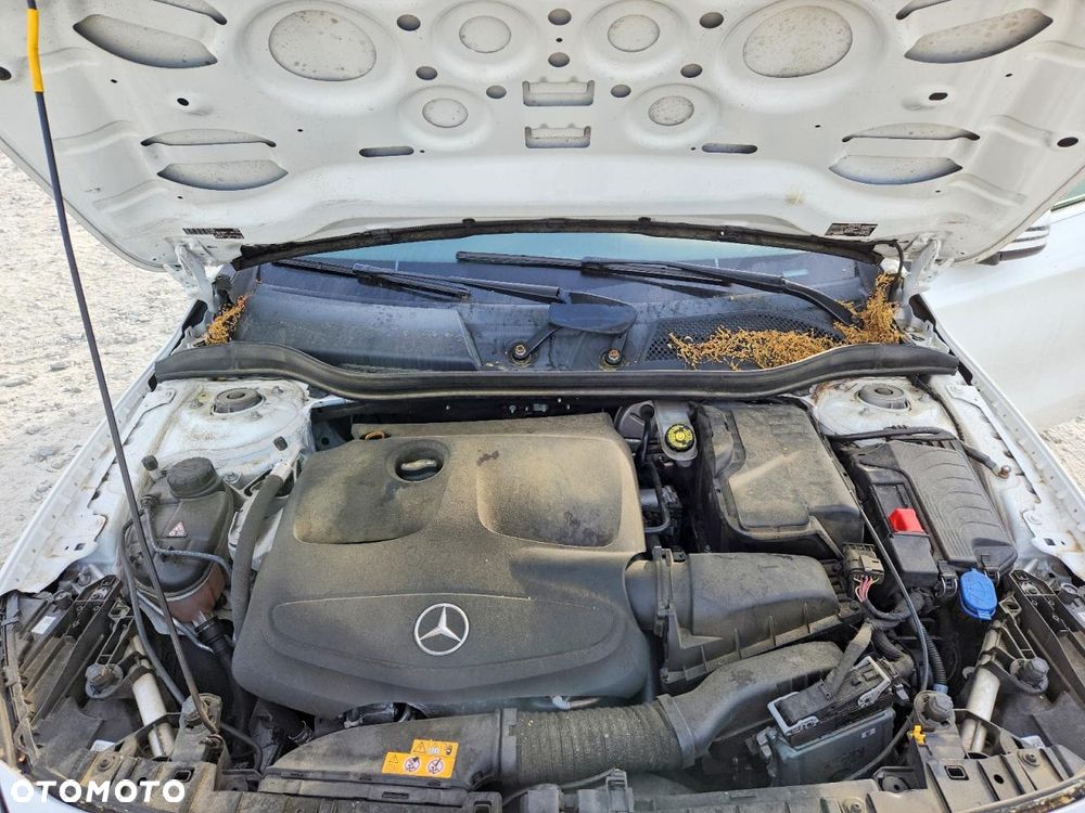 Mercedes-Benz GLA - 9