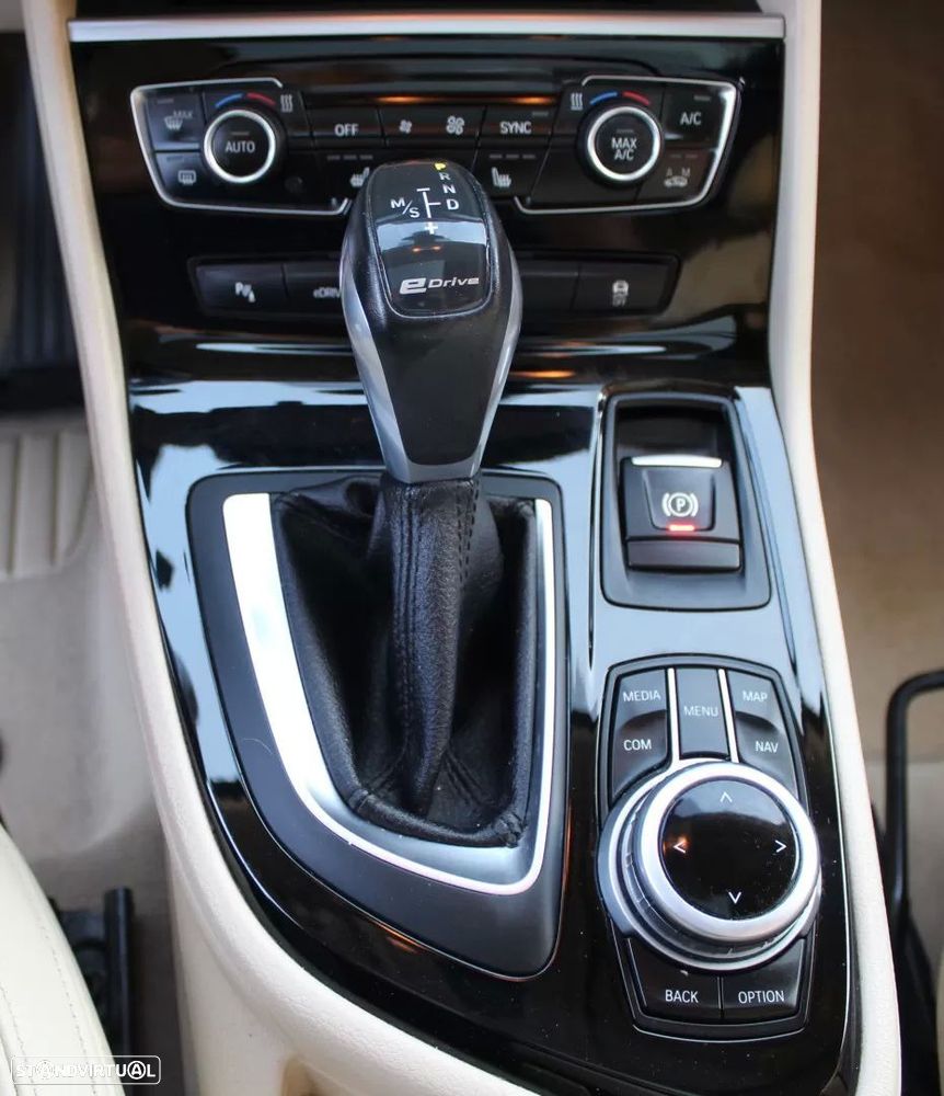 BMW 225xe Active Tourer Line Luxury - 14