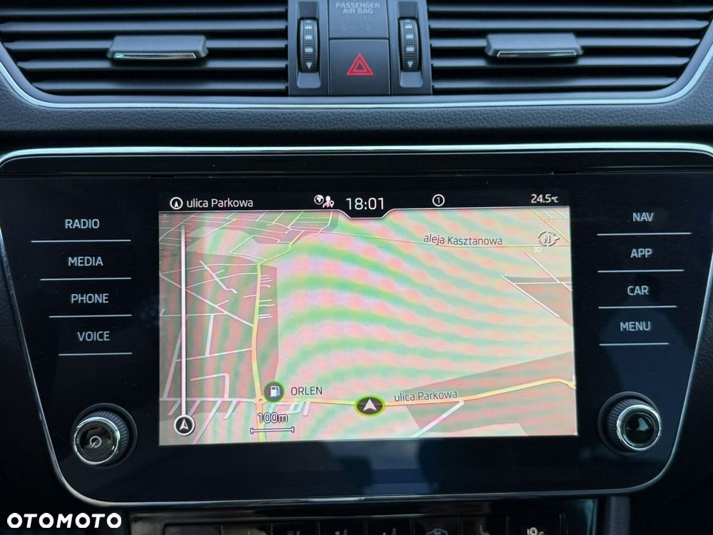 Skoda Superb 1.5 TSI Style DSG - 28